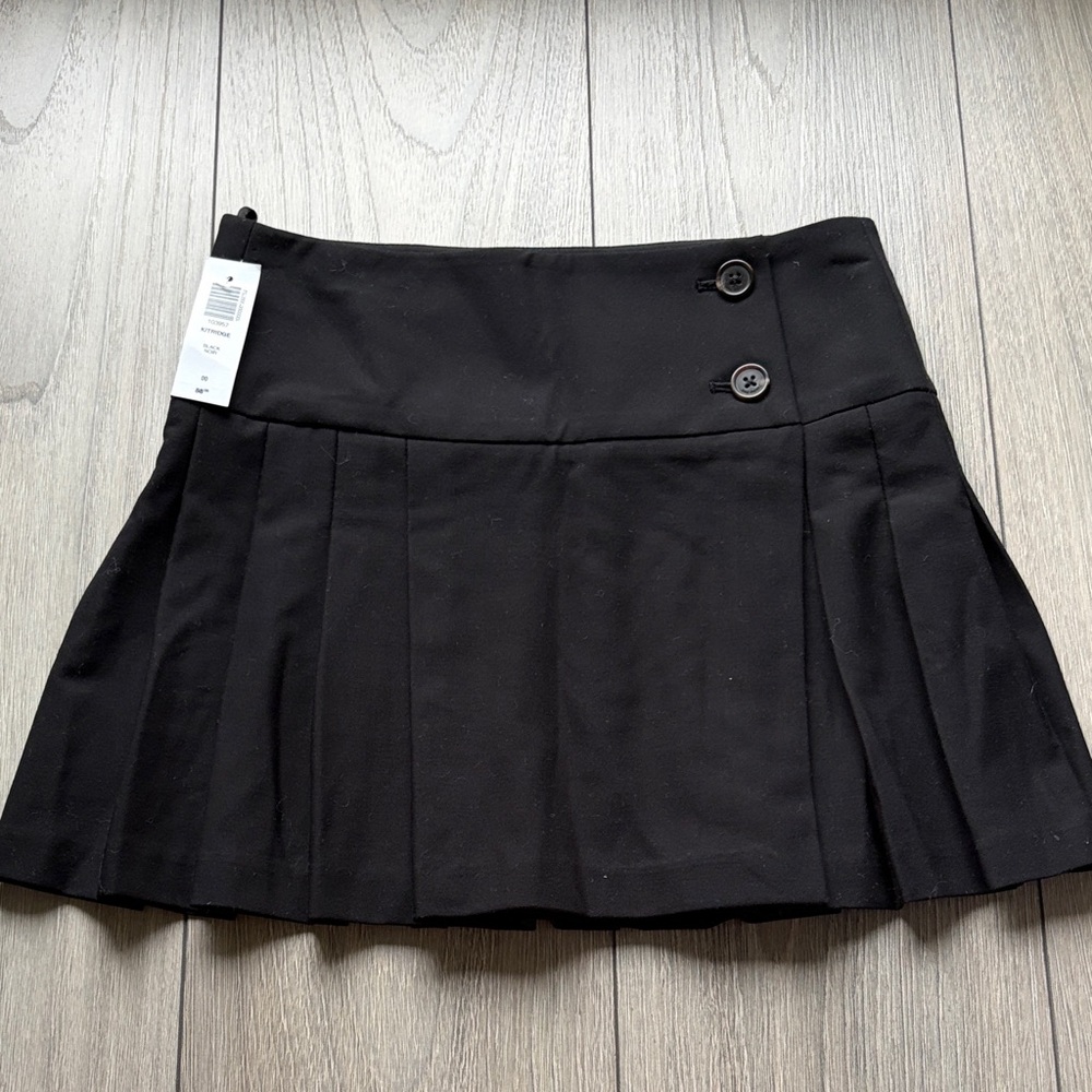 Sunday Best Aritzia Kitridge Pleated Skirt